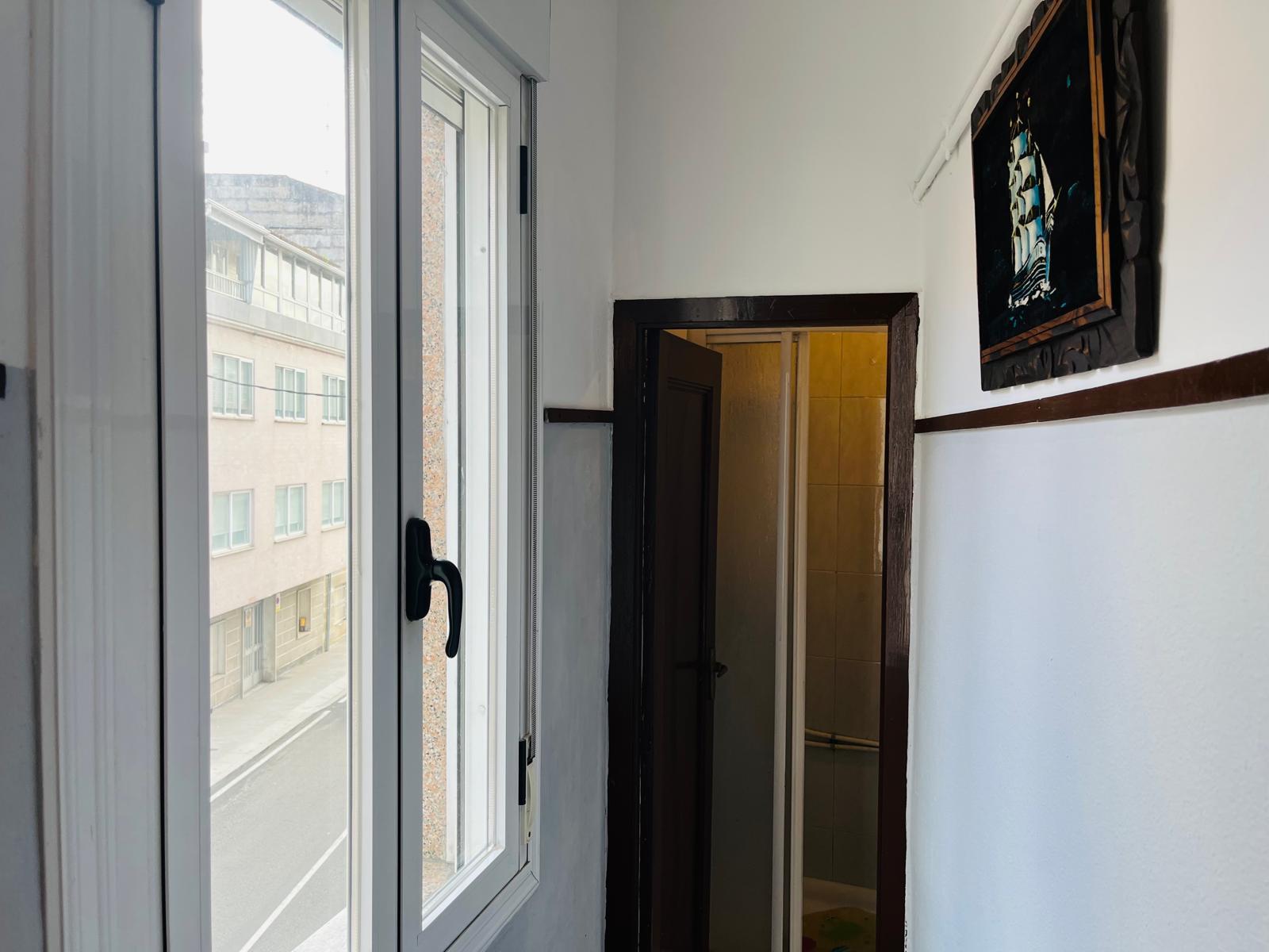 Imagen 14 Casa Aislada en venta en Pontevedra / Próximo a la Plaza Estribela y todos los servicios.