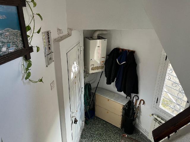 Imagen 15 Inmueble 298030 - Casa Aislada en venta en Pontevedra / Próximo a la Plaza Estribela y todos los servicios.