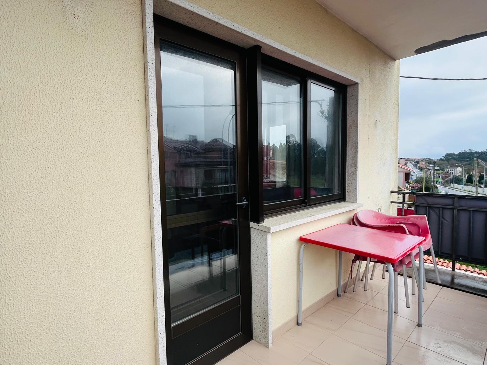 Imagen 14 Apartamento en venta en Sanxenxo / Próximo a playas, restaurantes, bares, farmacia. 