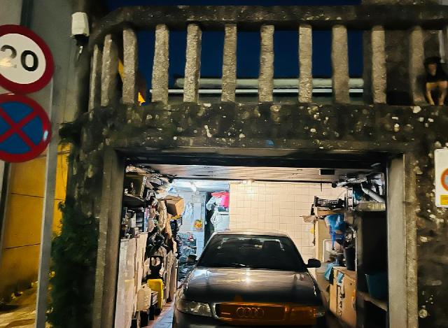 Imagen 8 Inmueble 301059 - Casa Pareada en venta en Vilagarcía De Arousa / Próximo a la farmacia de la zona