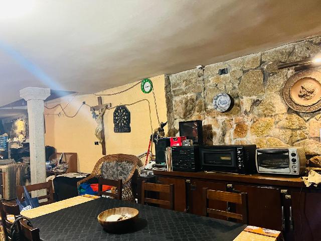 Imagen 4 Inmueble 301059 - Casa Pareada en venta en Vilagarcía De Arousa / Próximo a la farmacia de la zona