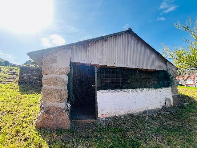 Imagen 11 Inmueble 301788 - Casa Aislada en venta en Vilagarcía De Arousa / Cerca de Carrefour, tienda de motos y bicis