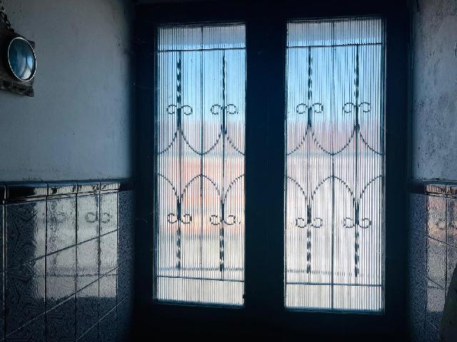 Imagen 1 Inmueble 301788 - Casa Aislada en venta en Vilagarcía De Arousa / Cerca de Carrefour, tienda de motos y bicis