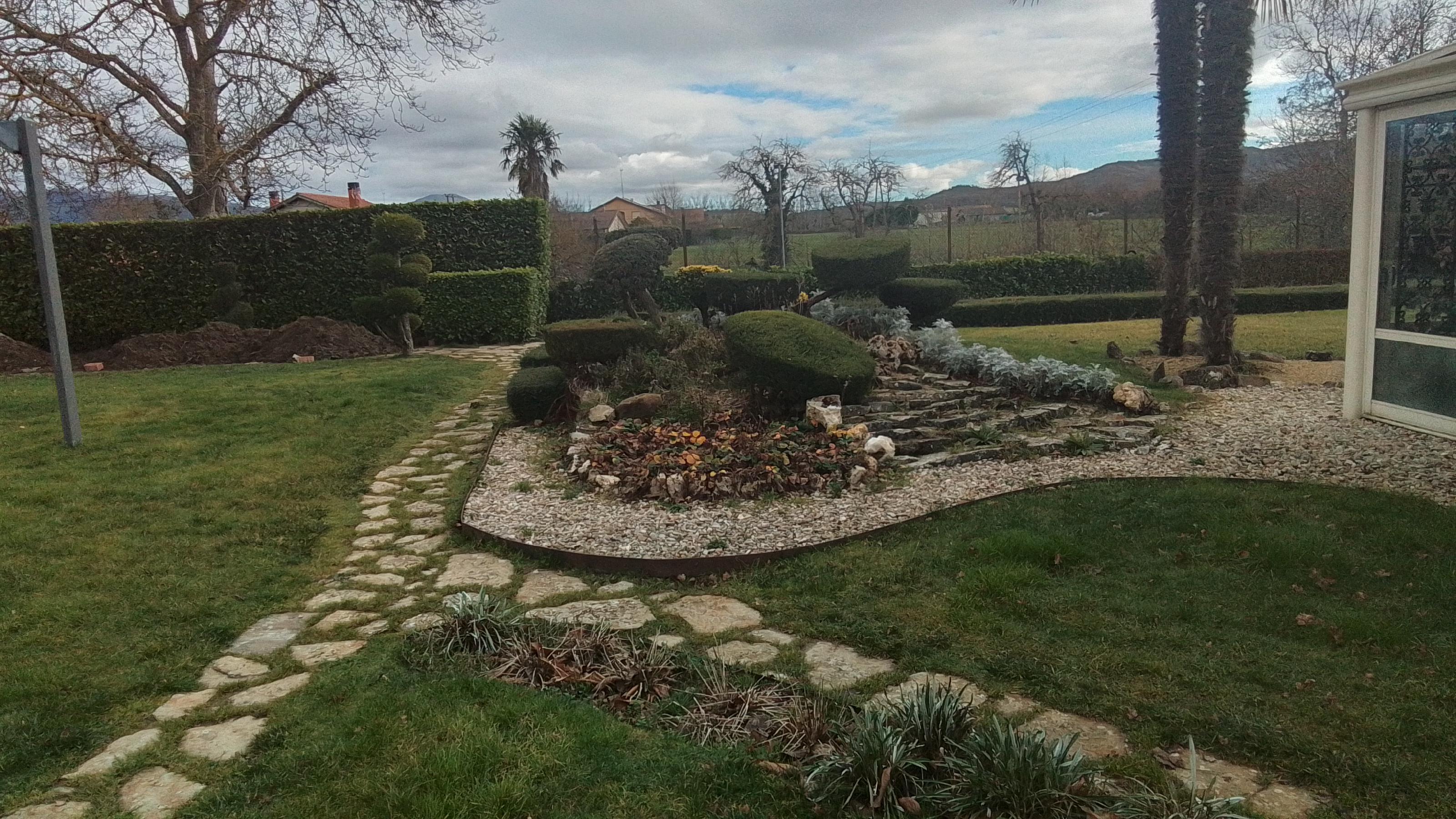 Imagen 7 Casa Aislada en venta en Barrundia / Ubicada en el centro del pueblo cerca de restaurante 