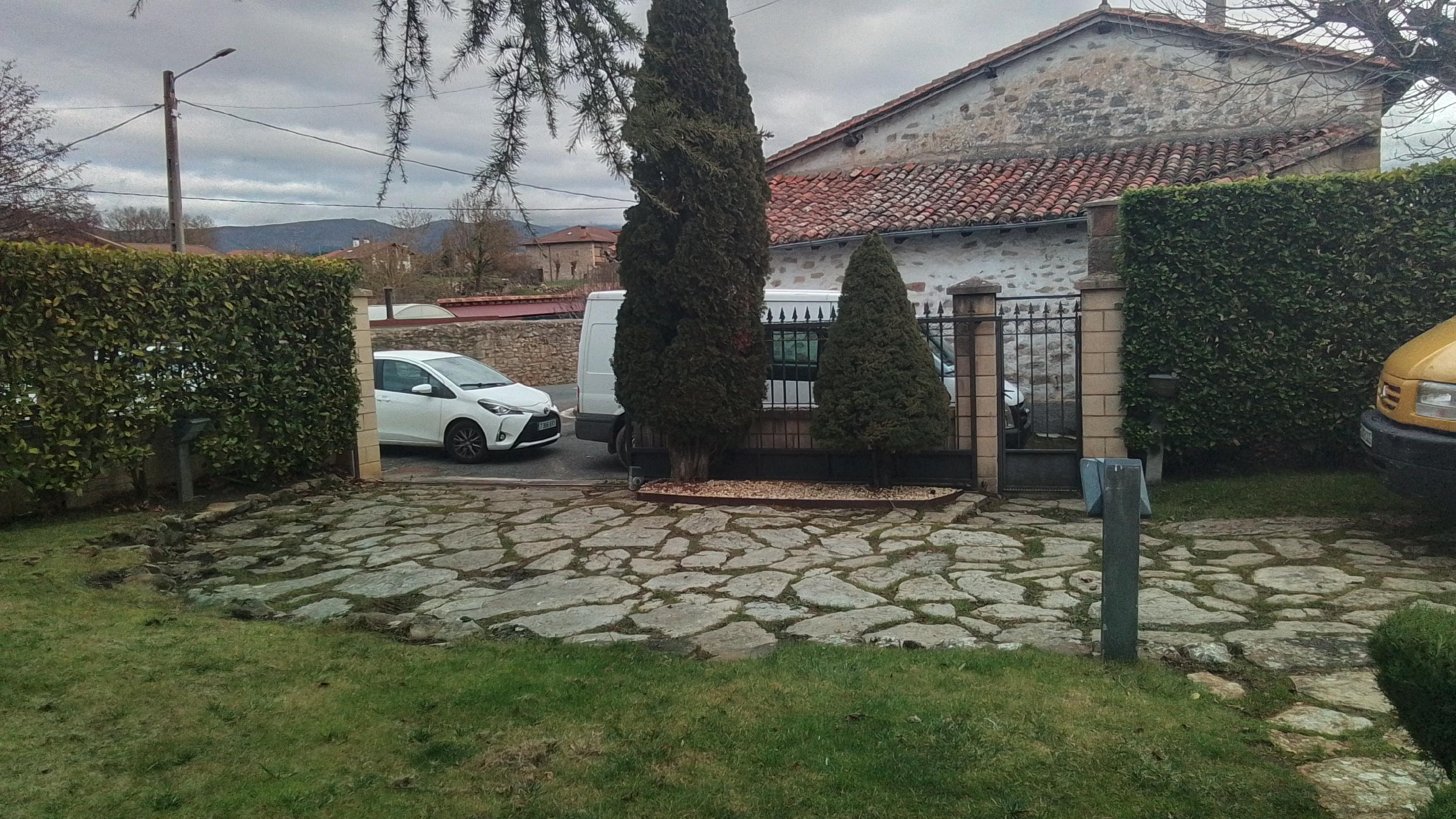 Imagen 19 Casa Aislada en venta en Barrundia / Ubicada en el centro del pueblo cerca de restaurante 