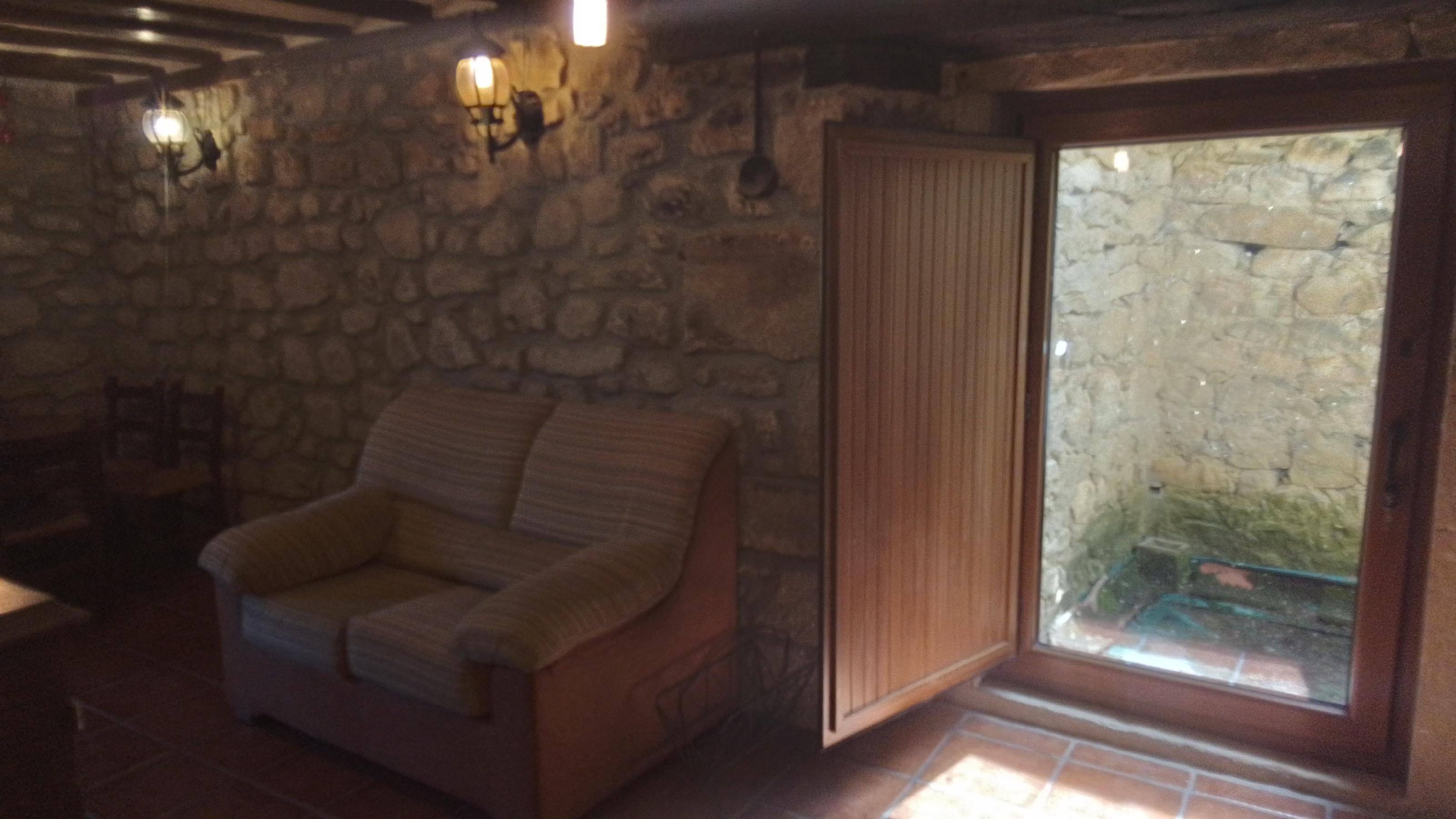 Imagen 7 Casa Rústica en venta en Miranda De Ebro / Situado en el pueblo de Ayuelas a 11 km de Miranda 