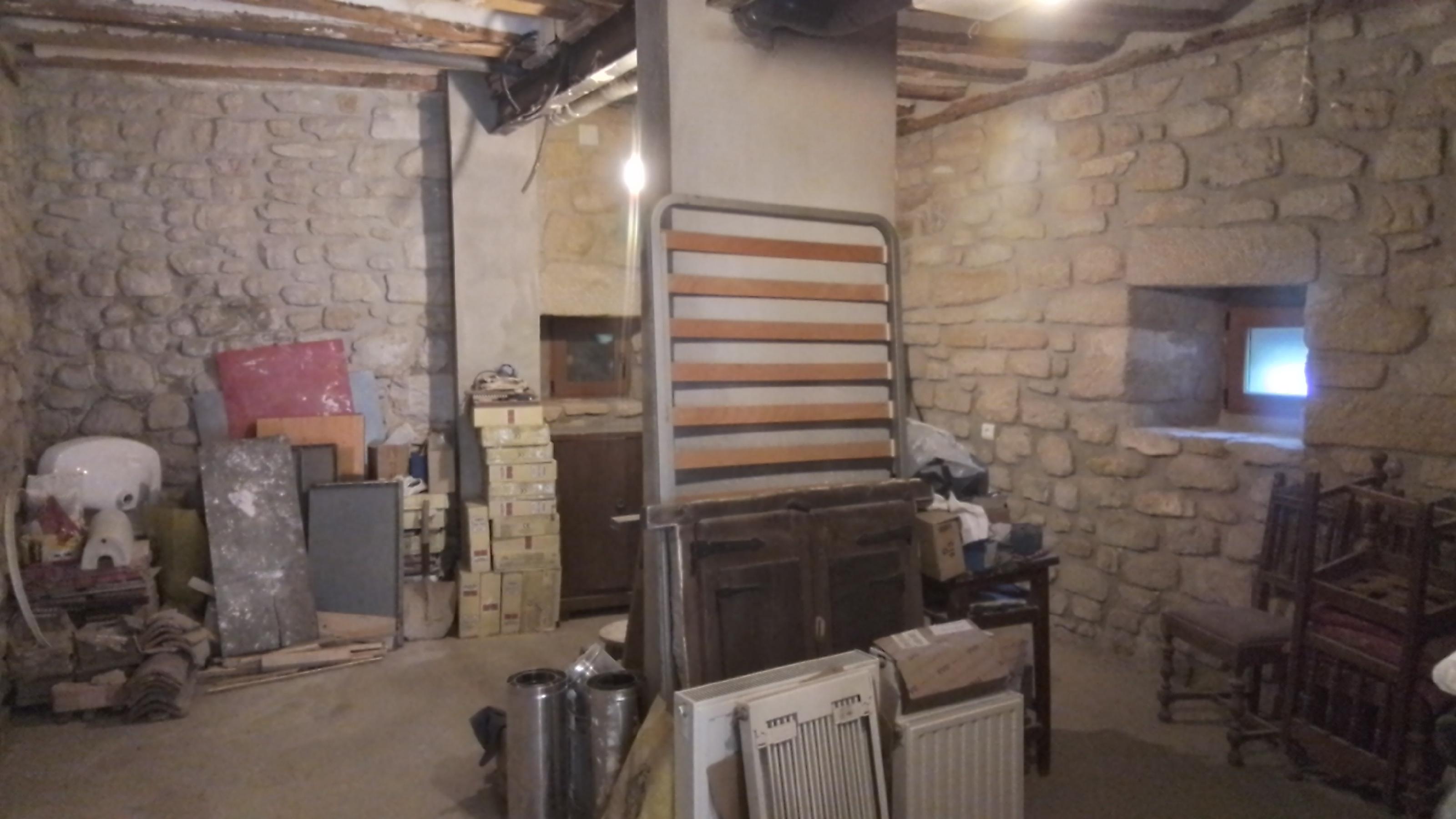 Imagen 18 Casa Rústica en venta en Miranda De Ebro / Situado en el pueblo de Ayuelas a 11 km de Miranda 