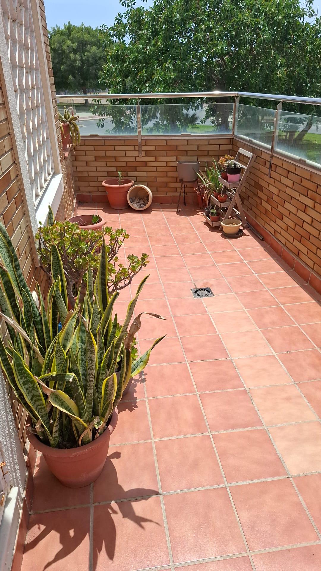 Imagen 11 Dúplex en venta en Almería /  Vega de Aca,todos los servicios cerca.A mts.del estadio