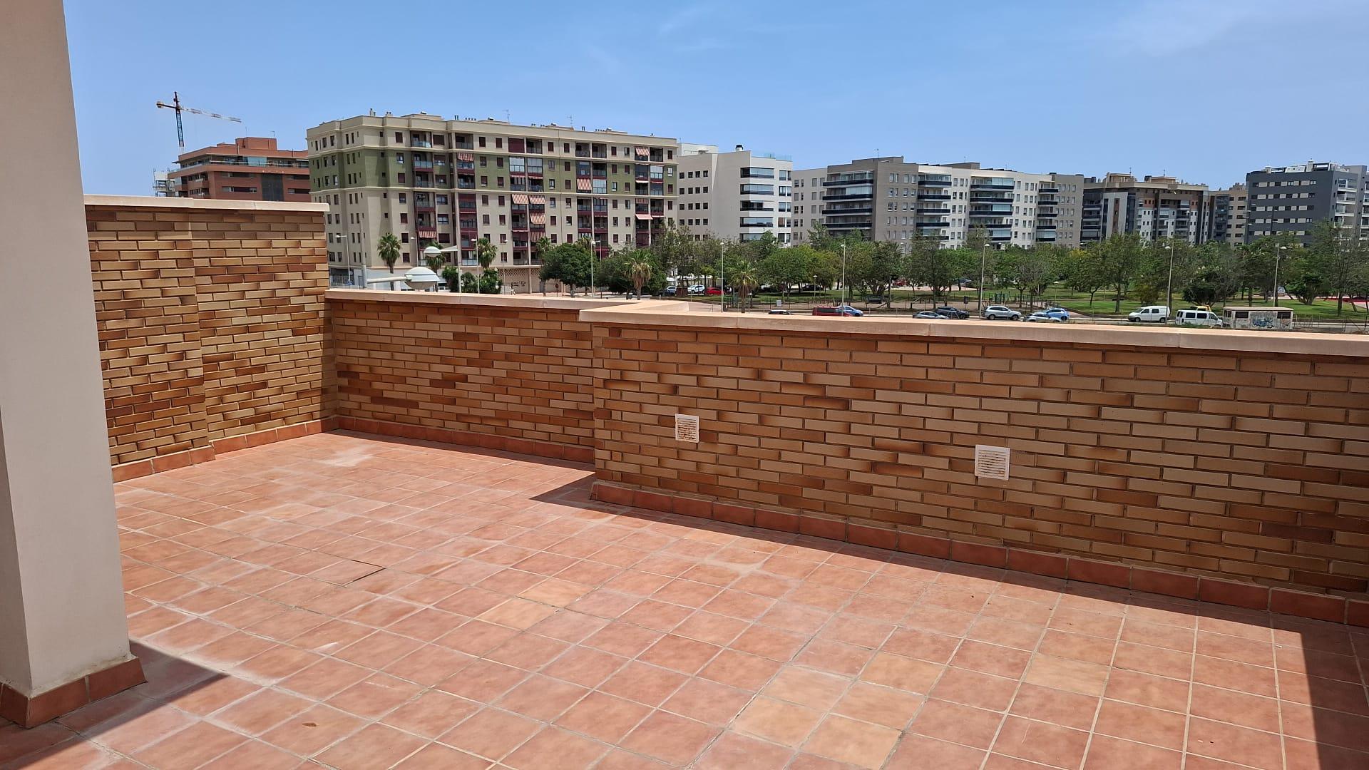 Imagen 16 Dúplex en venta en Almería /  Vega de Aca,todos los servicios cerca.A mts.del estadio