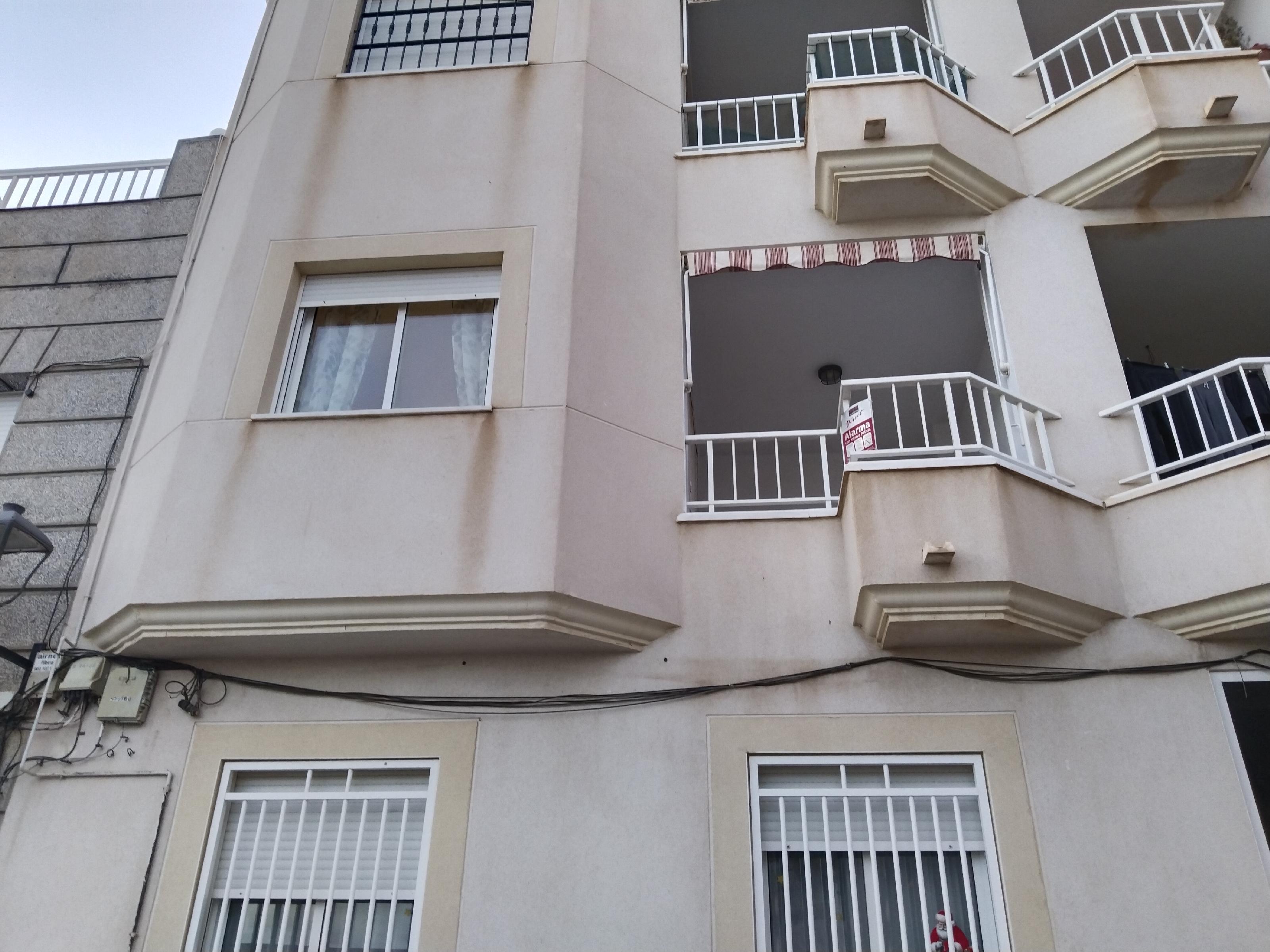 Imagen 33 Apartamento en venta en Garrucha / En el centro del pueblo,cerca de todos los servicios.