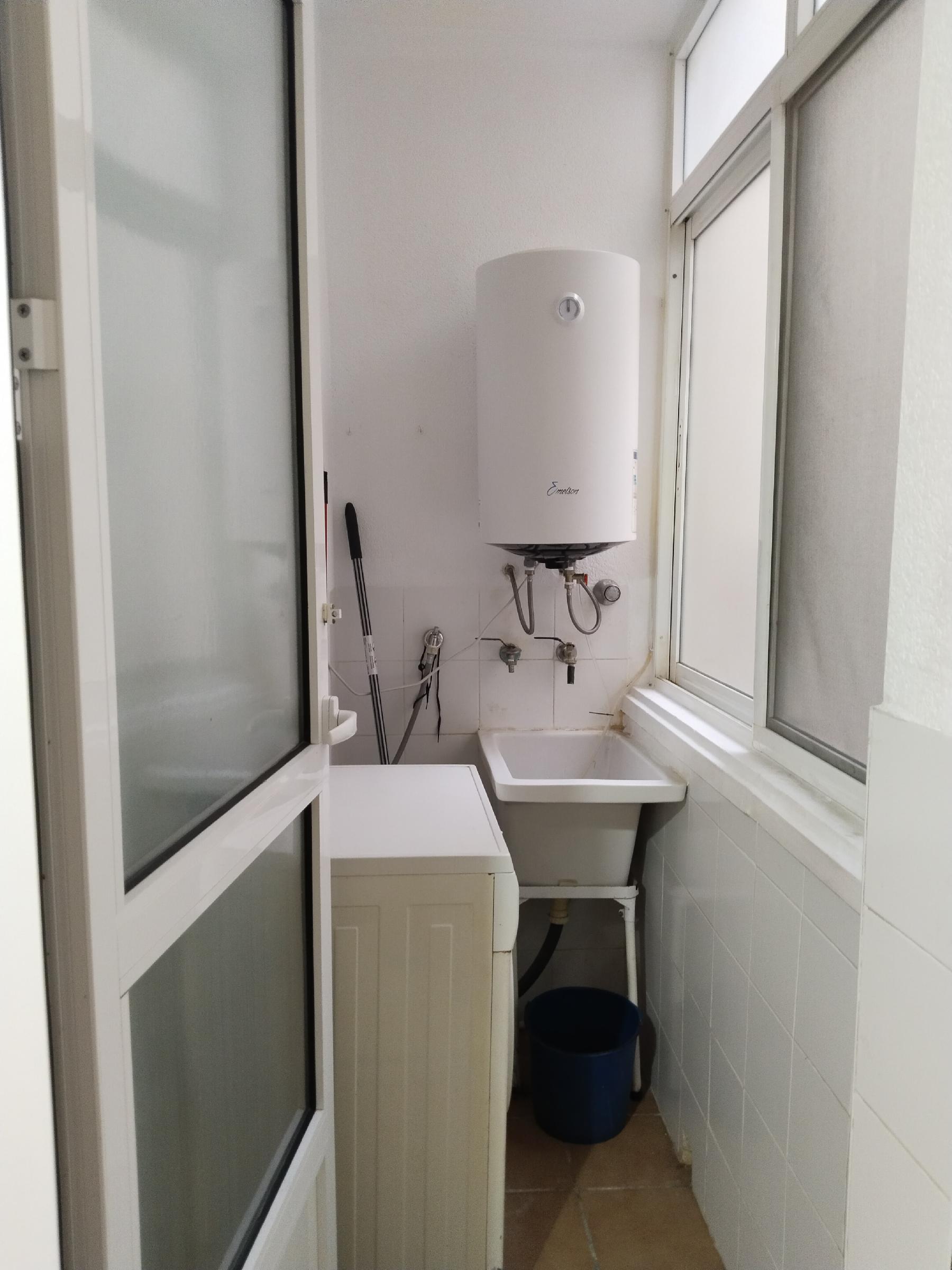 Imagen 13 Apartamento en venta en Garrucha / En el centro del pueblo,cerca de todos los servicios.