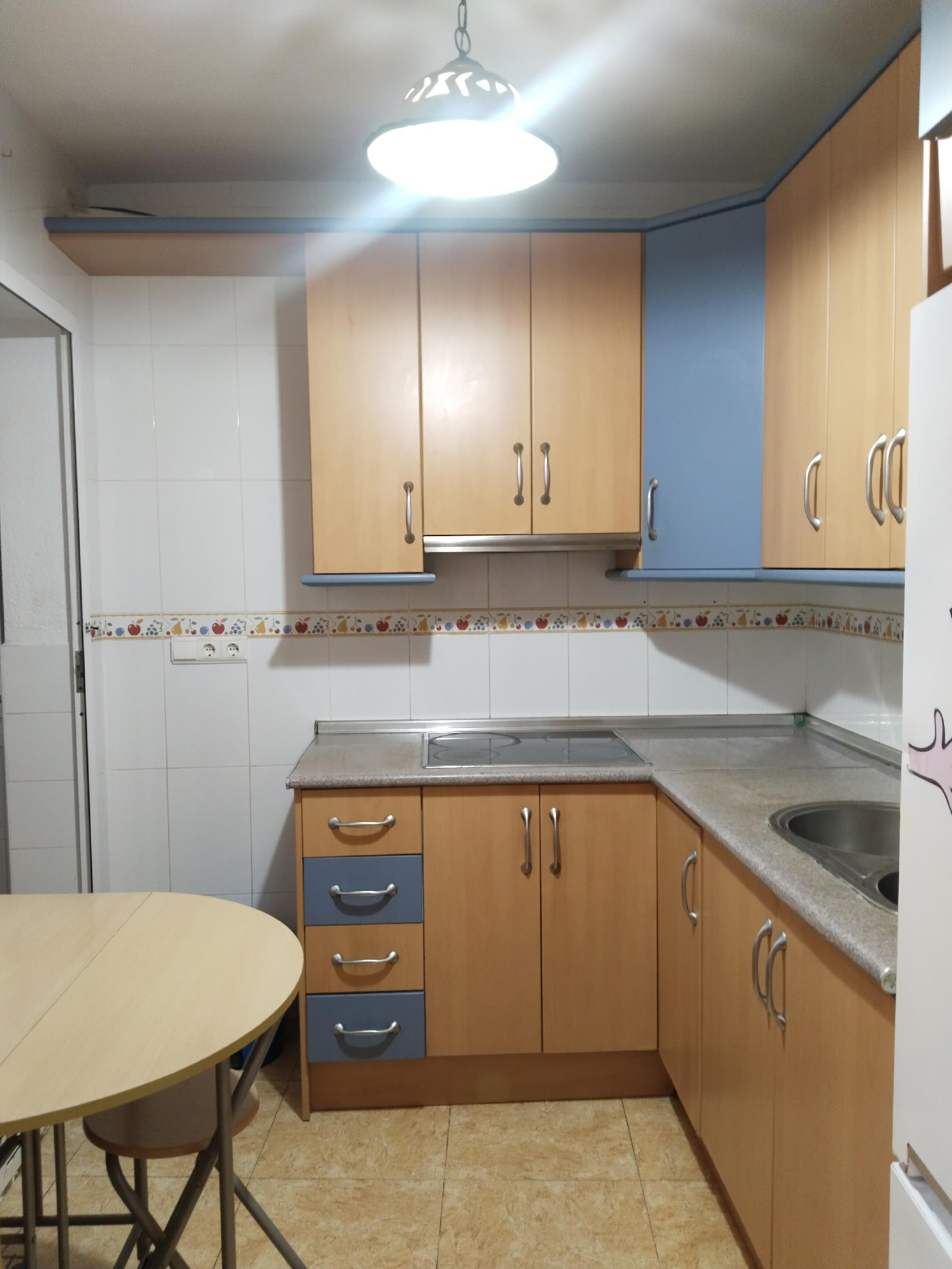 Imagen 9 Apartamento en venta en Garrucha / En el centro del pueblo,cerca de todos los servicios.