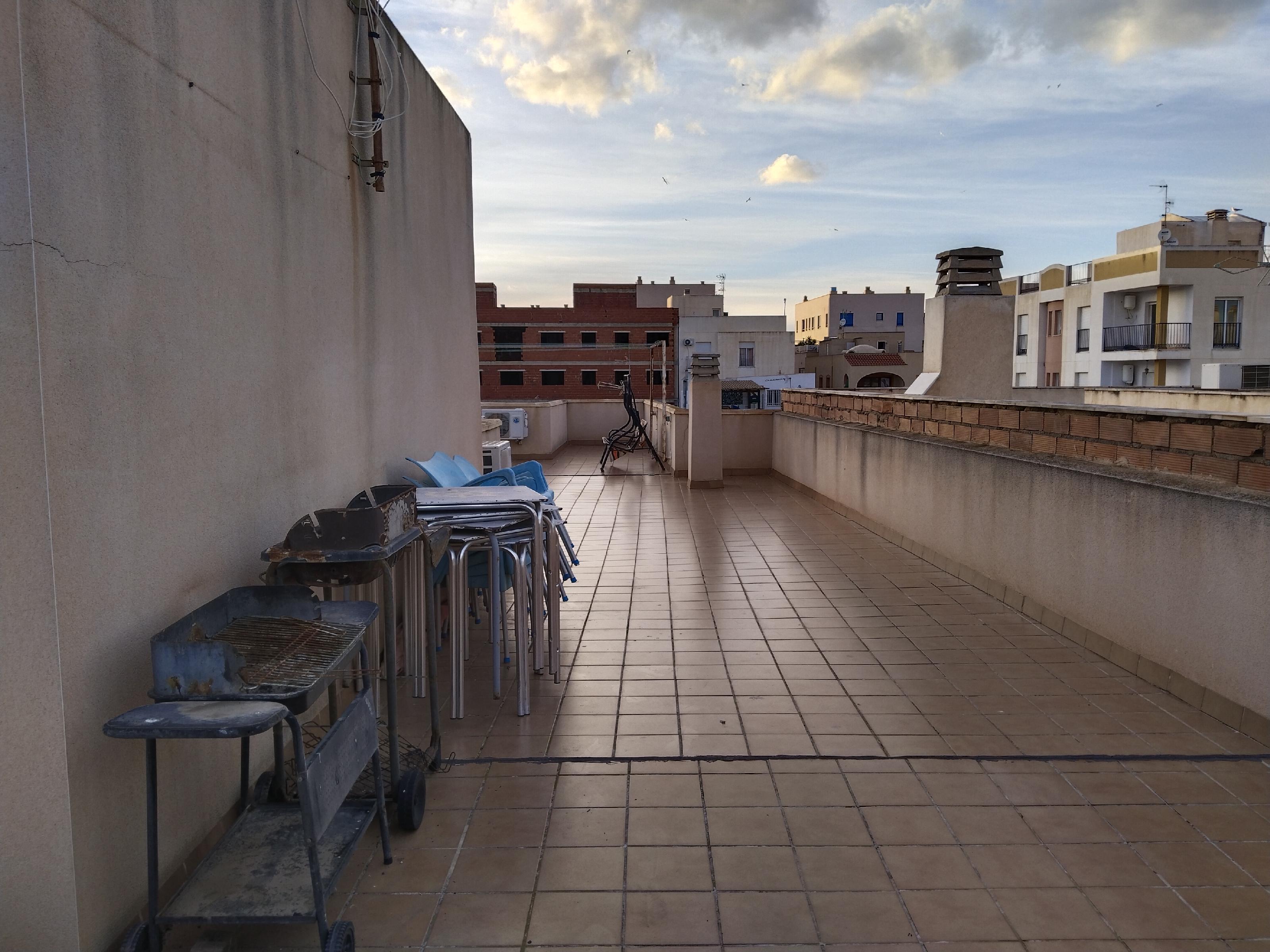 Imagen 36 Apartamento en venta en Garrucha / En el centro del pueblo,cerca de todos los servicios.