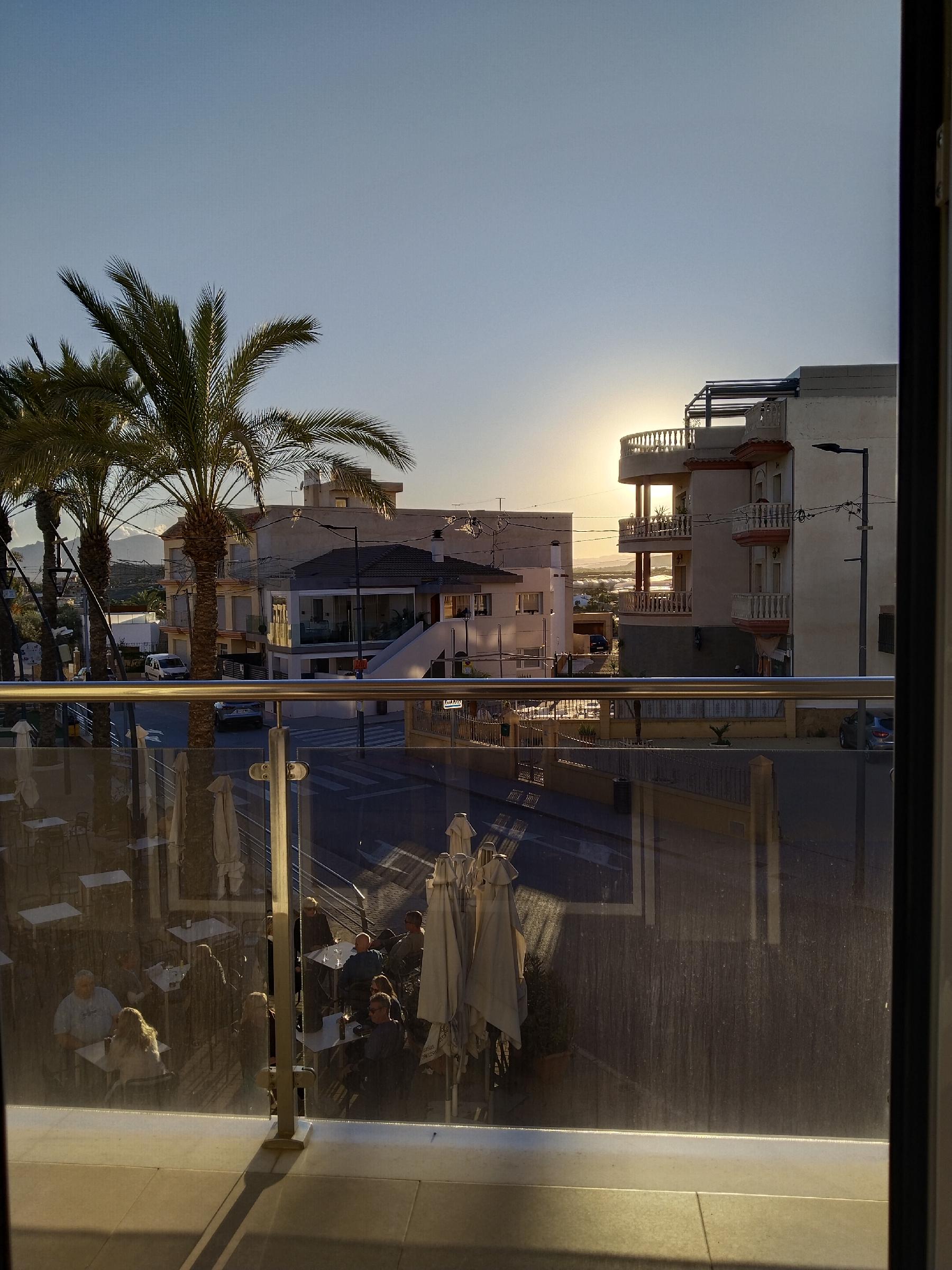 Imagen 2 Apto. Playa en venta en Cuevas Del Almanzora / En la plaza del centro del pueblo, cerca de...