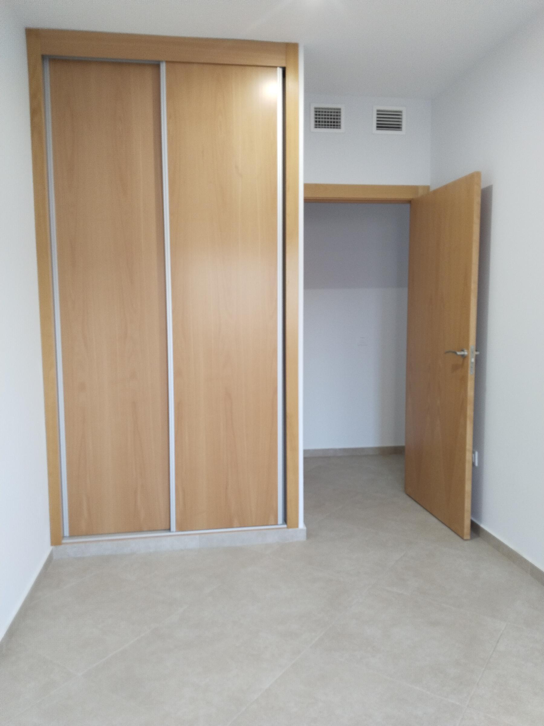 Imagen 13 Apartamento en venta en Cuevas Del Almanzora / En la plaza del pueblo,cerca de comercios y...