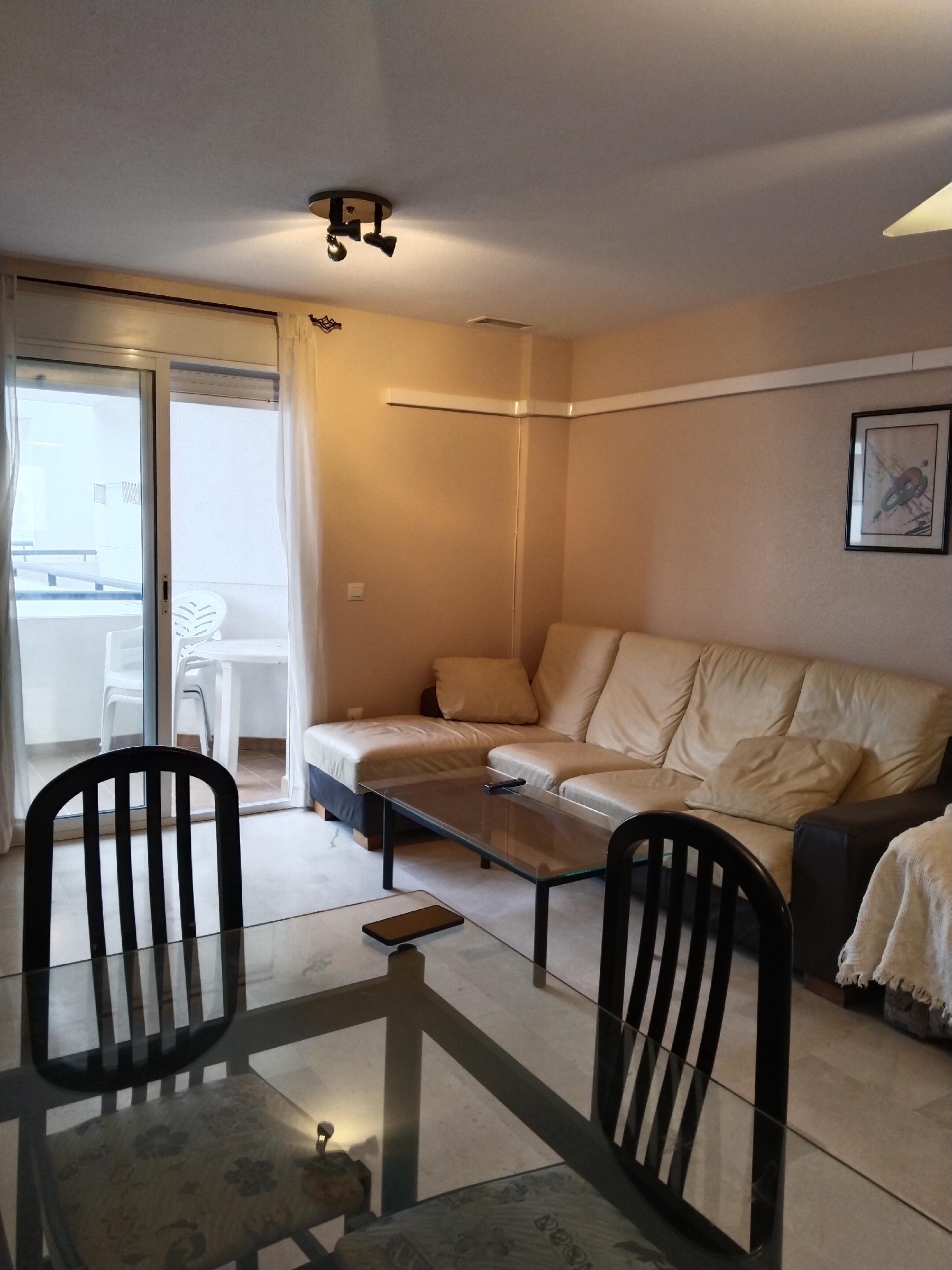 Imagen 4 Apartamento en venta en Garrucha / Cerca de los supermercados y de la playa.
