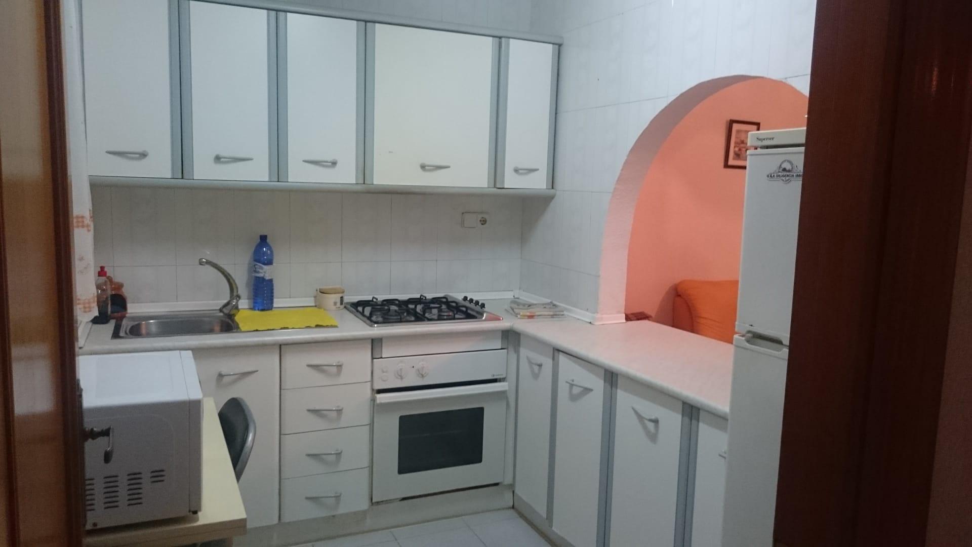 Imagen 4 Apartamento en venta en Garrucha / En el centro de la Calle Mayor, al lado de la playa.