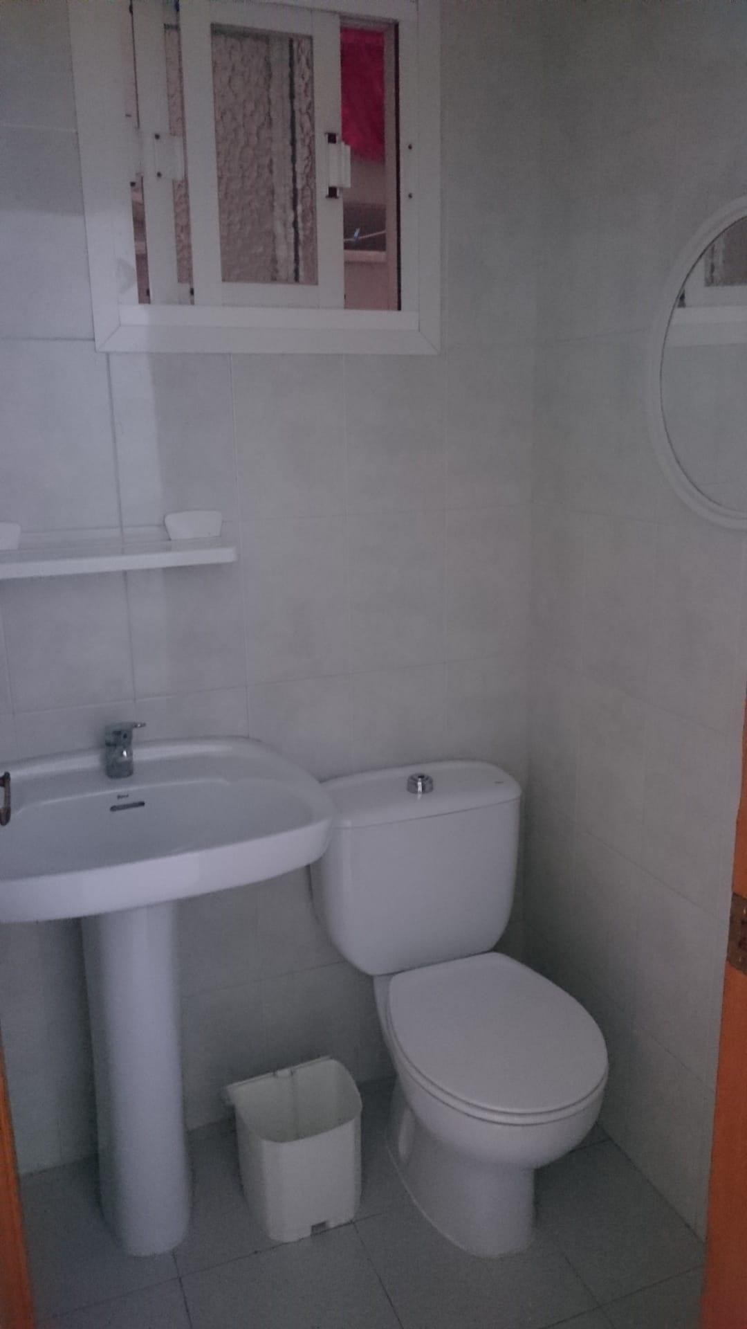 Imagen 6 Apartamento en venta en Garrucha / En el centro de la Calle Mayor, al lado de la playa.