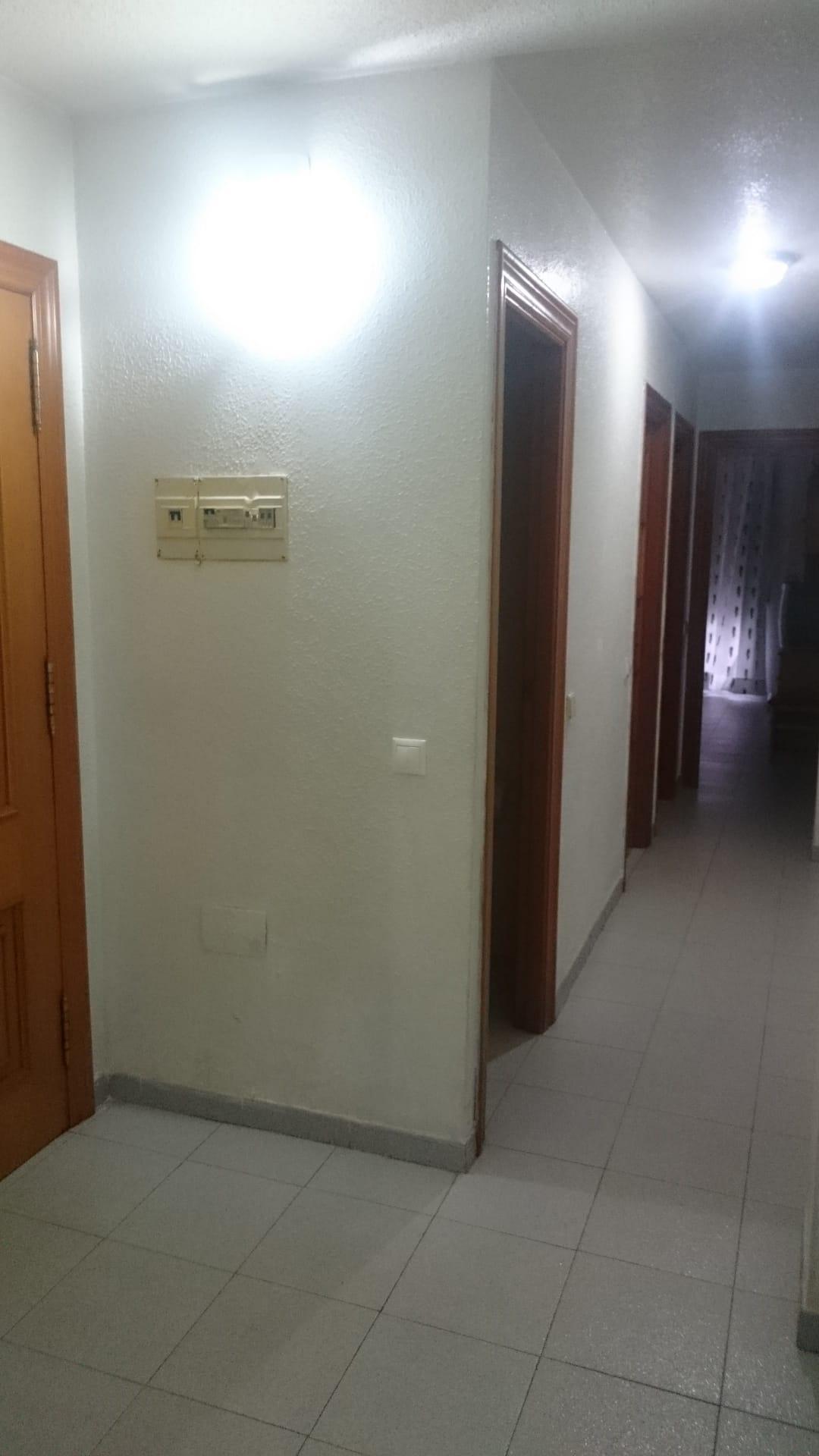 Imagen 5 Apartamento en venta en Garrucha / En el centro de la Calle Mayor, al lado de la playa.