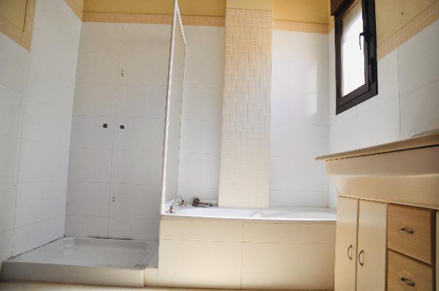 Imagen 10 Inmueble 295294 - Casa Adosada en venta en Ayamonte / Junto al Centro Comercial La Plaza.