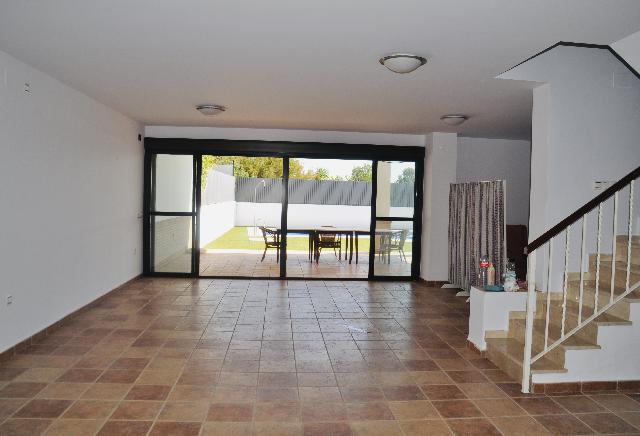 Imagen 16 Inmueble 295294 - Casa Adosada en venta en Ayamonte / Junto al Centro Comercial La Plaza.