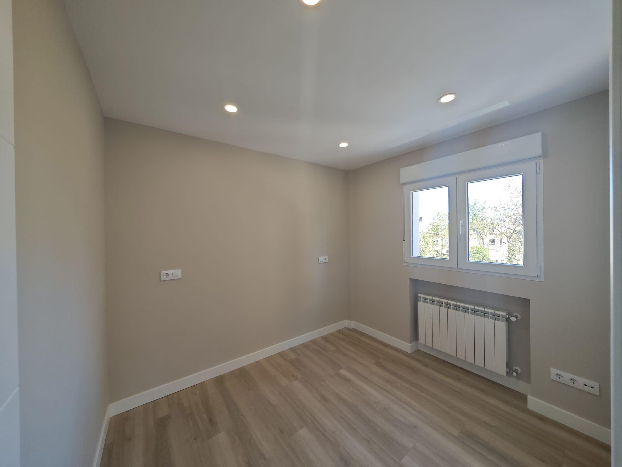 Imagen 15 Piso en venta en Madrid / Cercano a la calle Hermanos Garcias Noblejas