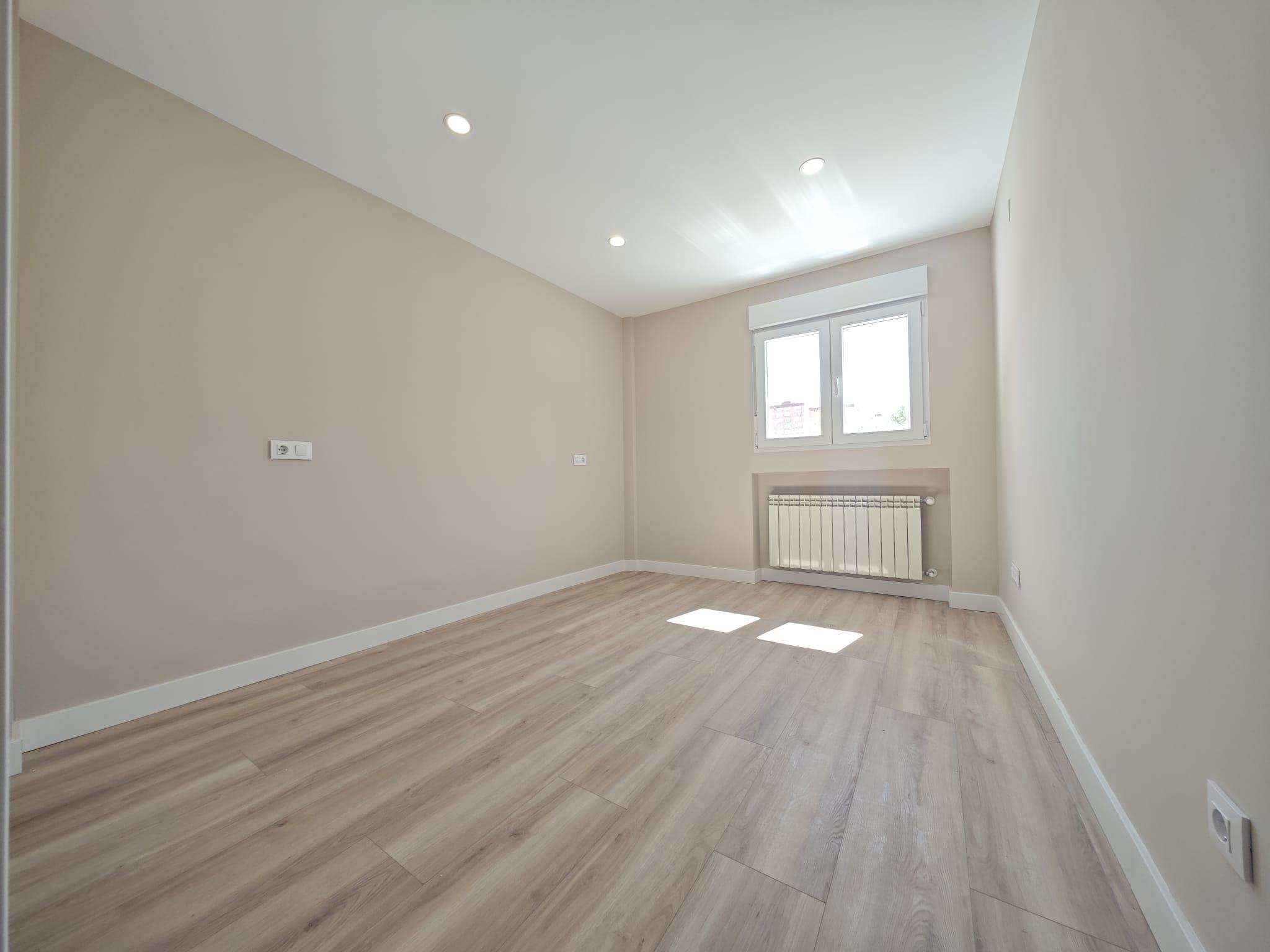 Imagen 13 Piso en venta en Madrid / Cercano a la calle Hermanos Garcias Noblejas