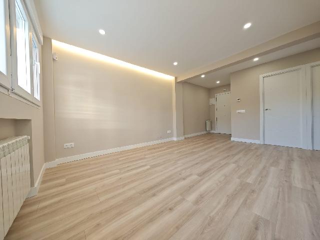 Imagen 5 Inmueble 298601 - Piso en venta en Madrid / Cercano a la calle Hermanos Garcias Noblejas