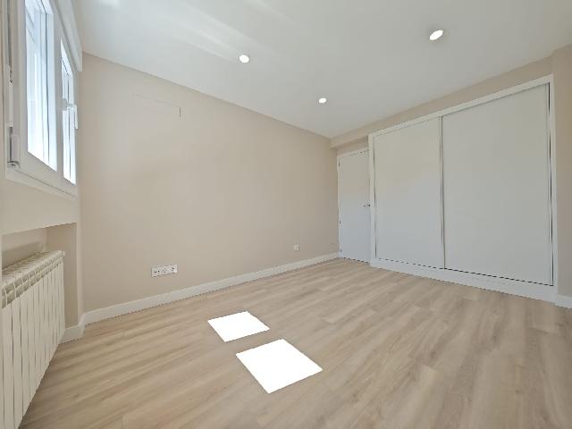 Imagen 24 Inmueble 298601 - Piso en venta en Madrid / Cercano a la calle Hermanos Garcias Noblejas