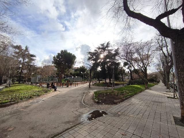 Imagen 20 Inmueble 299947 - Planta Baja en venta en Madrid / Zona ventas cercano al parque Fuente del Berro