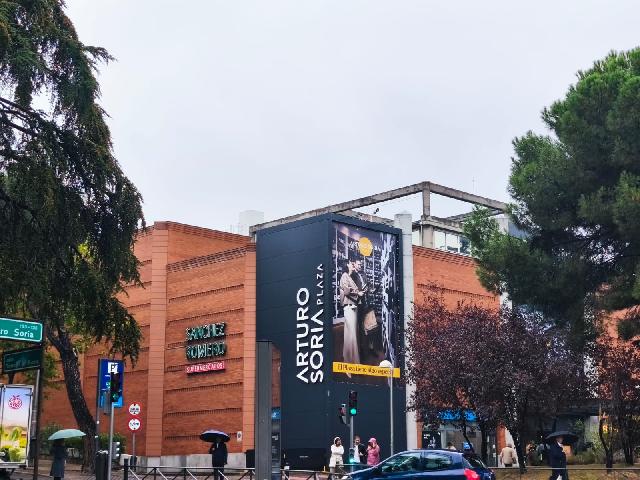 Imagen 2 Inmueble 301547 - Planta Baja en venta en Madrid / Calle Las Cañas a 3 minutos de la Calle Arturo Soria