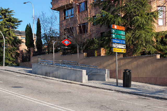 Imagen 1 Inmueble 301547 - Planta Baja en venta en Madrid / Calle Las Cañas a 3 minutos de la Calle Arturo Soria