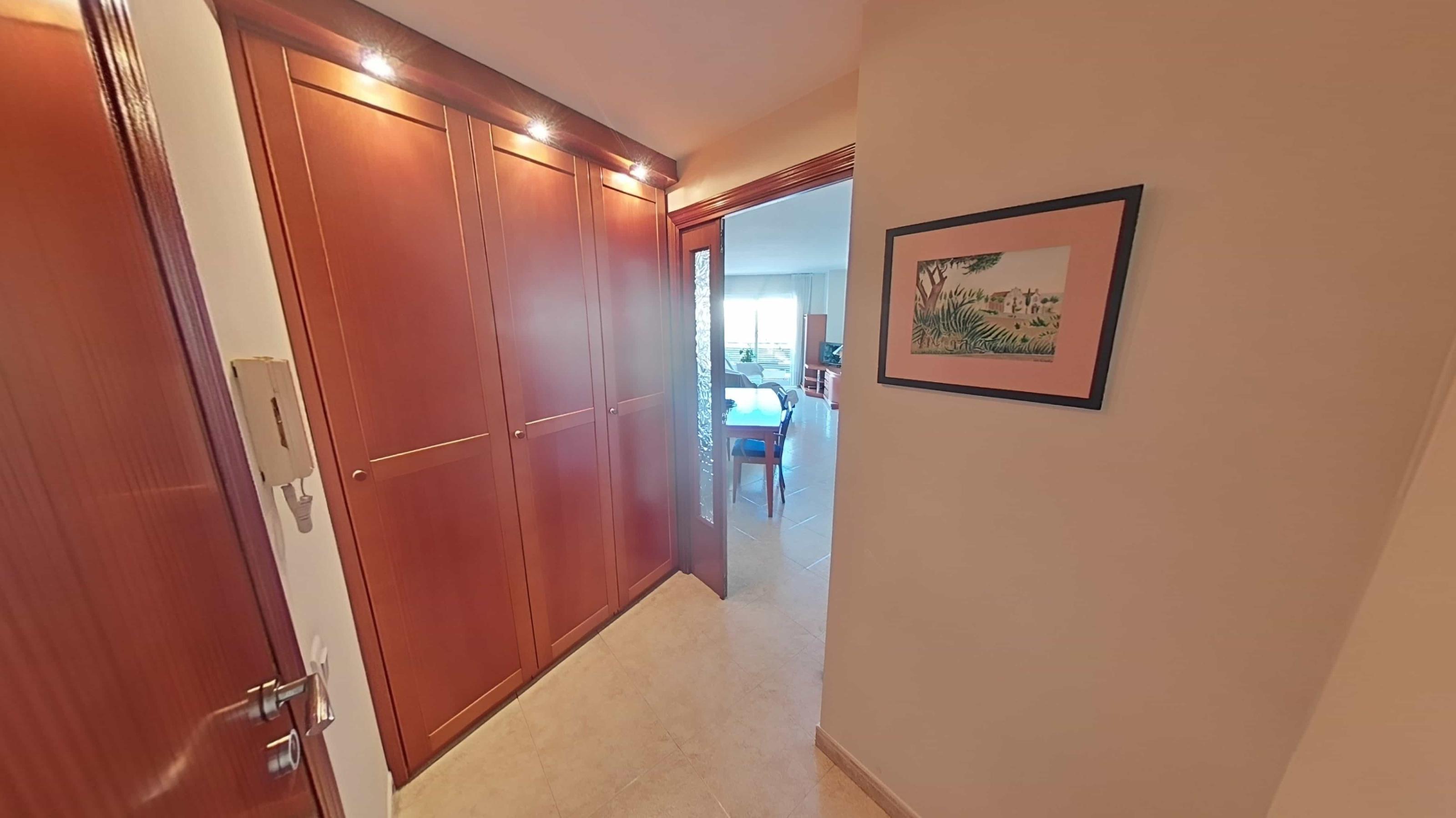 Imagen 14 Piso en venta en Pineda De Mar / Pineda de mar, fácil acceso desde nacional n-ii.