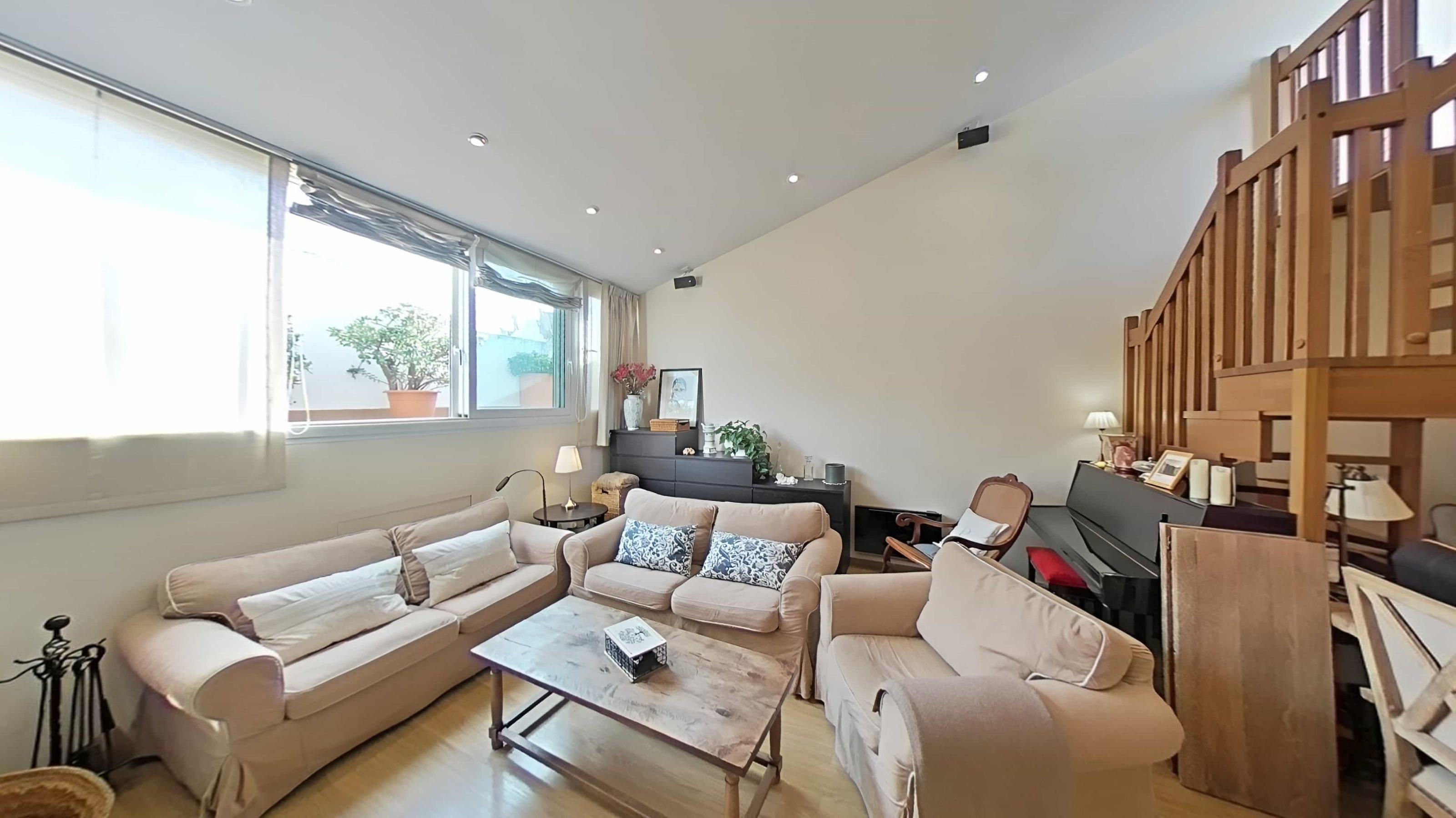 Imagen 5 Casa Adosada en venta en Canet De Mar / A 5 minutos del Ayuntamiento, mar a 200m, Renfe a 2 min