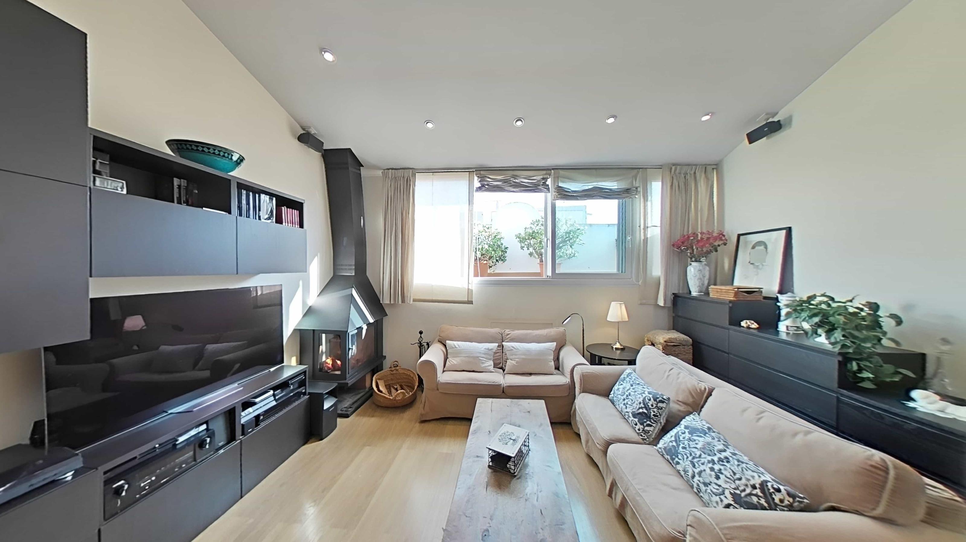 Imagen 4 Casa Adosada en venta en Canet De Mar / A 5 minutos del Ayuntamiento, mar a 200m, Renfe a 2 min