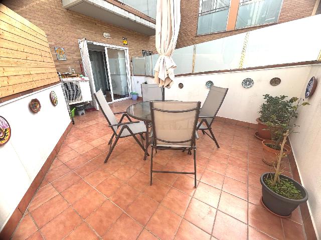 Imagen 17 Inmueble 292885 - Piso en venta en Pineda De Mar / Zona centro, 2a línea de mar y a 150 m. de la playa.