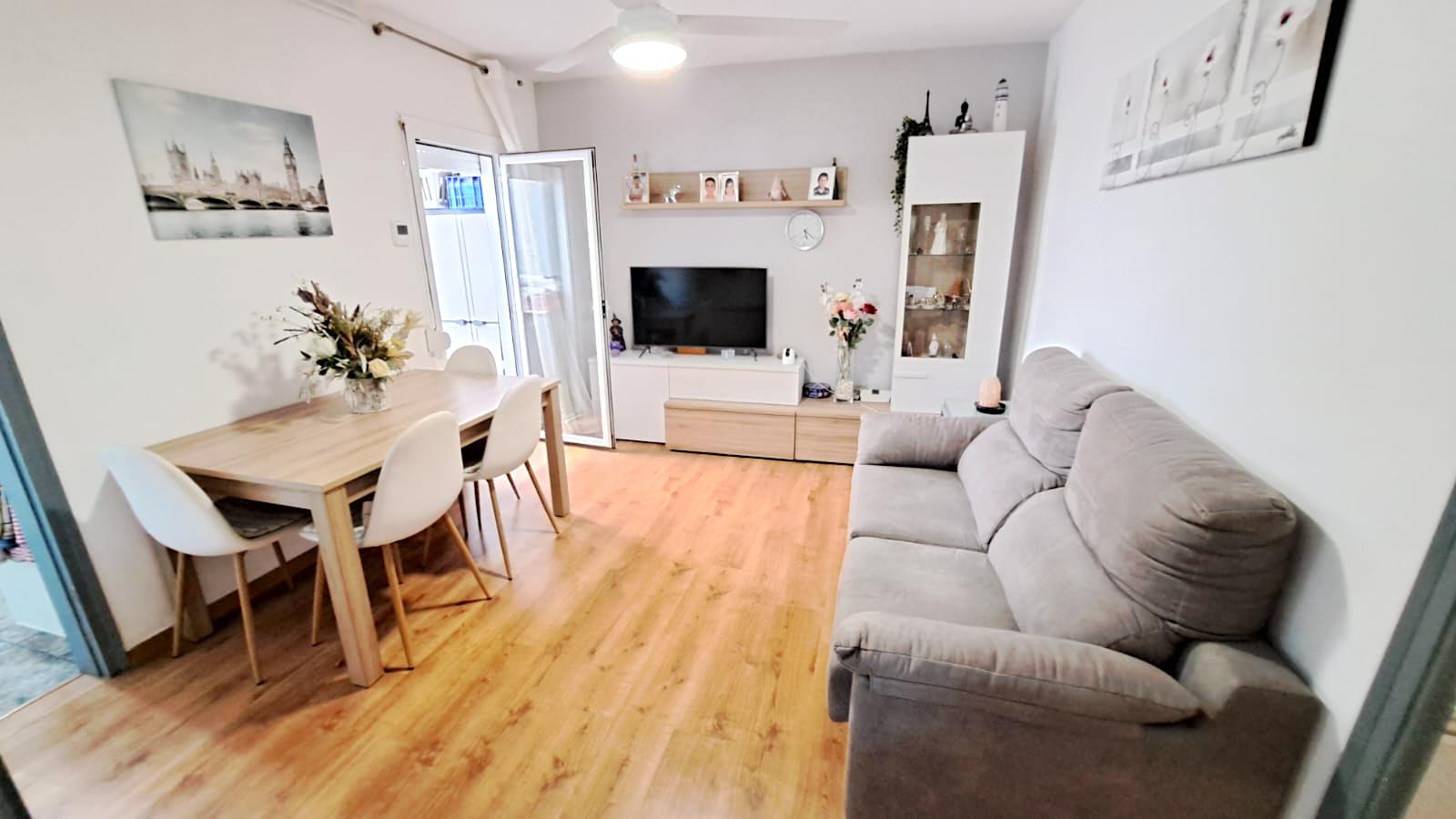 Imagen 6 Piso en venta en Pineda De Mar / Zona centro, 2a línea de mar y a 100 m. de la playa.