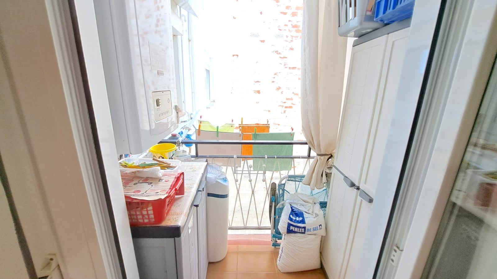 Imagen 11 Piso en venta en Pineda De Mar / Zona centro, 2a línea de mar y a 100 m. de la playa.