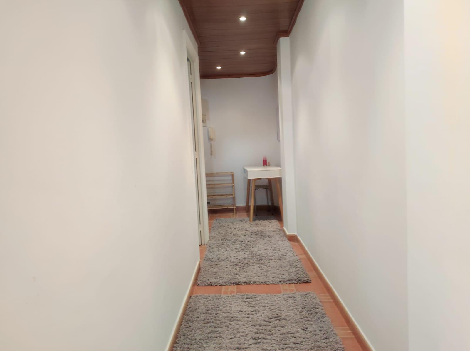 Imagen 19 Apto. Playa en venta en Calella / Frente a la estación de tren de Renfe Rodalies.