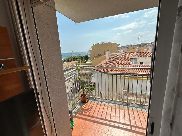 Imagen 23 Inmueble 298934 - Apto. Playa en venta en Calella / Frente a la estación de tren de Renfe Rodalies.