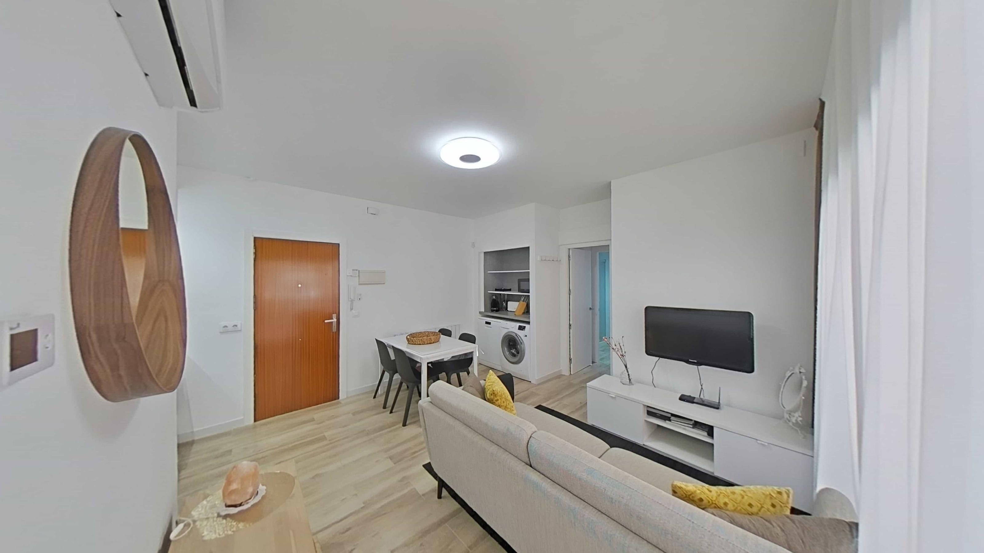 Imagen 4 Piso en venta en Malgrat De Mar / En inmejorable ubicación, zona centro de Malgrat de Mar