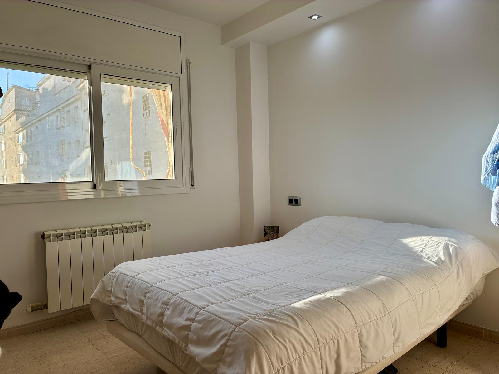 Imagen 9 Piso en venta en Pineda De Mar / Segunda línea de mar