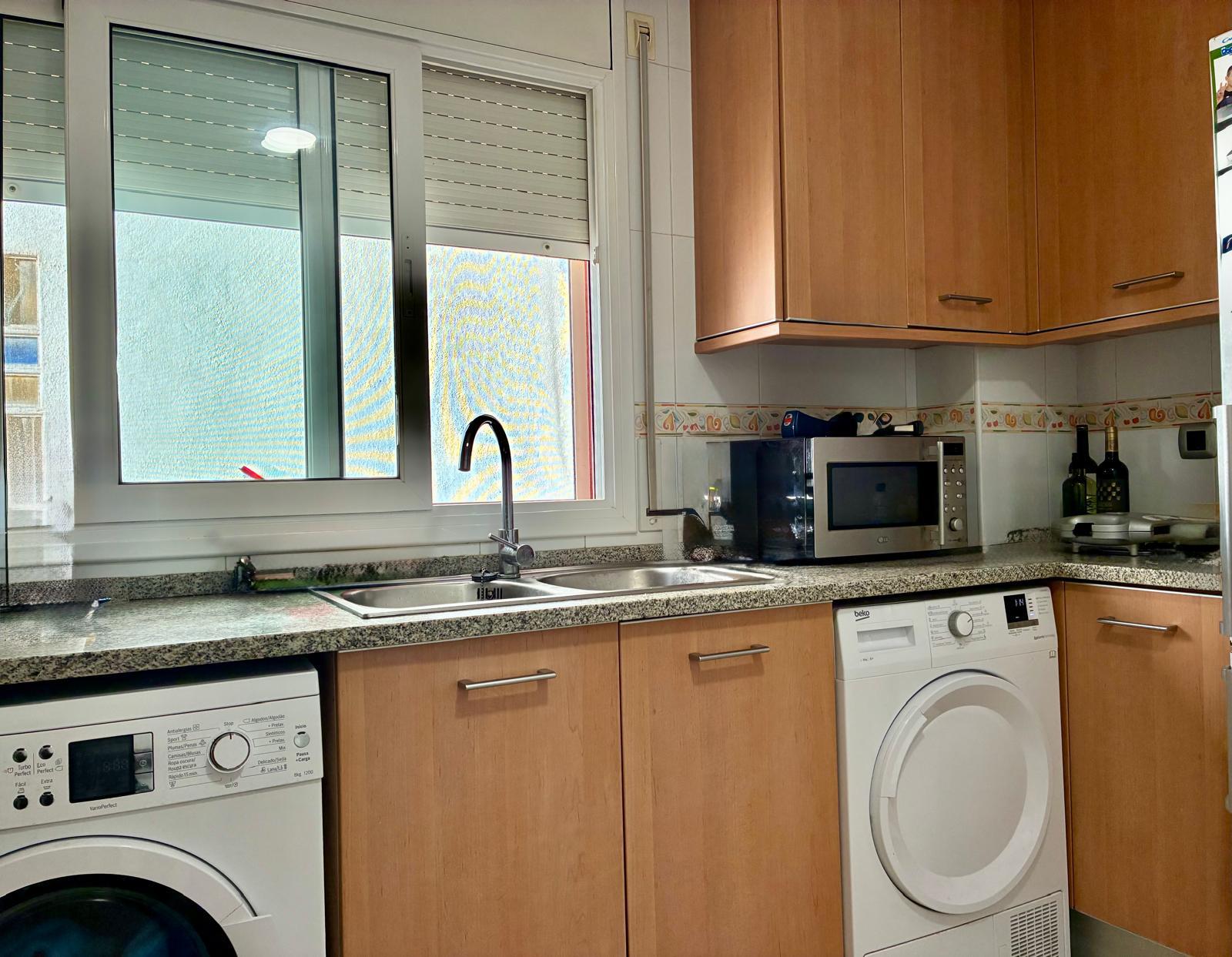 Imagen 19 Piso en venta en Pineda De Mar / Segunda línea de mar