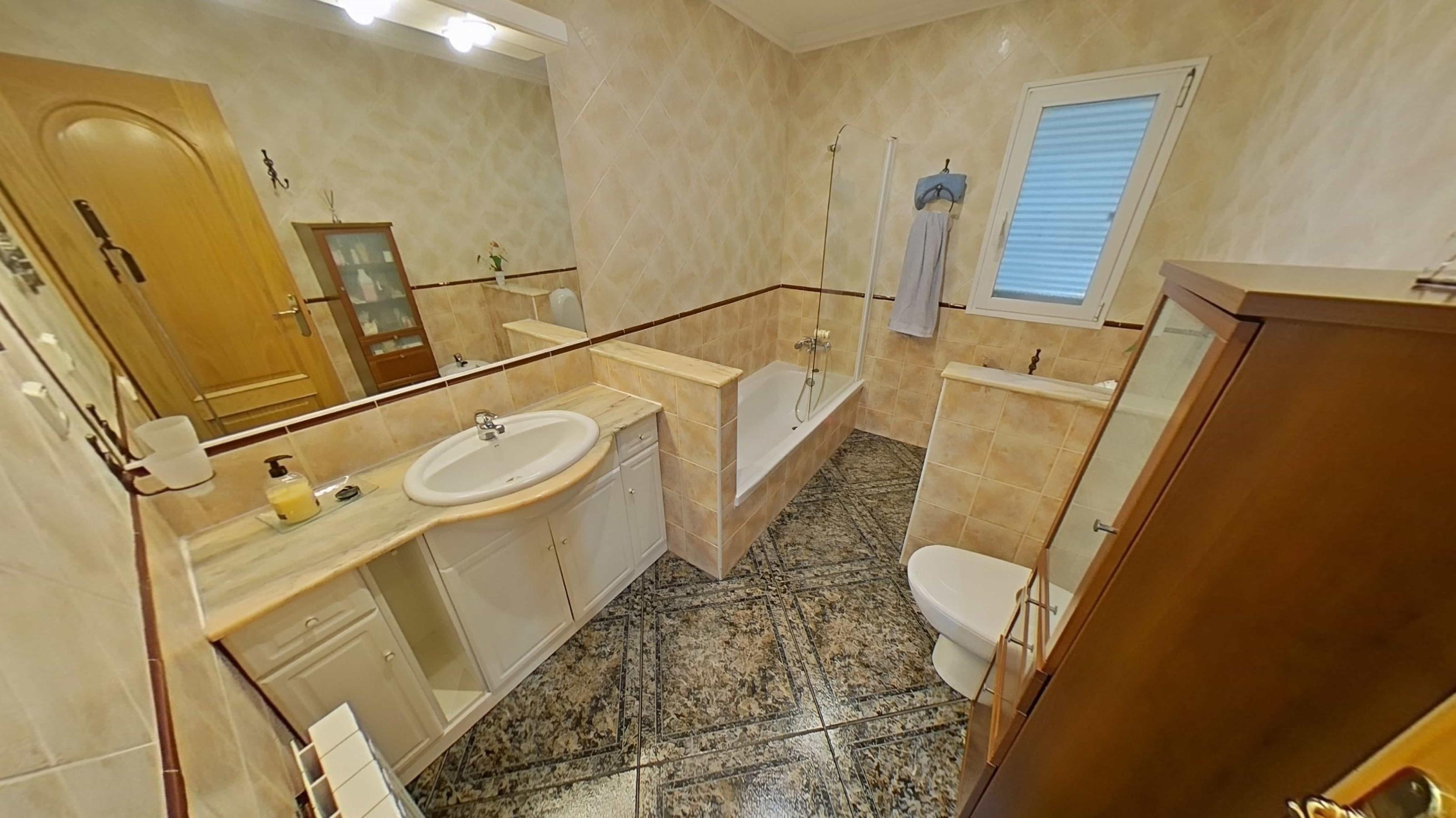 Imagen 22 Piso en venta en Sant Cebrià De Vallalta / Muy bien ubicado, en la entrada de la población.