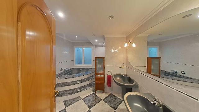 Imagen 16 Inmueble 299852 - Piso en venta en Sant Cebrià De Vallalta / Muy bien ubicado, en la entrada de la población.