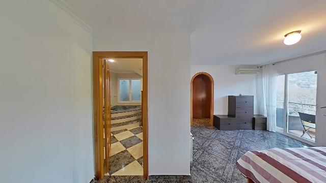 Imagen 14 Inmueble 299852 - Piso en venta en Sant Cebrià De Vallalta / Muy bien ubicado, en la entrada de la población.