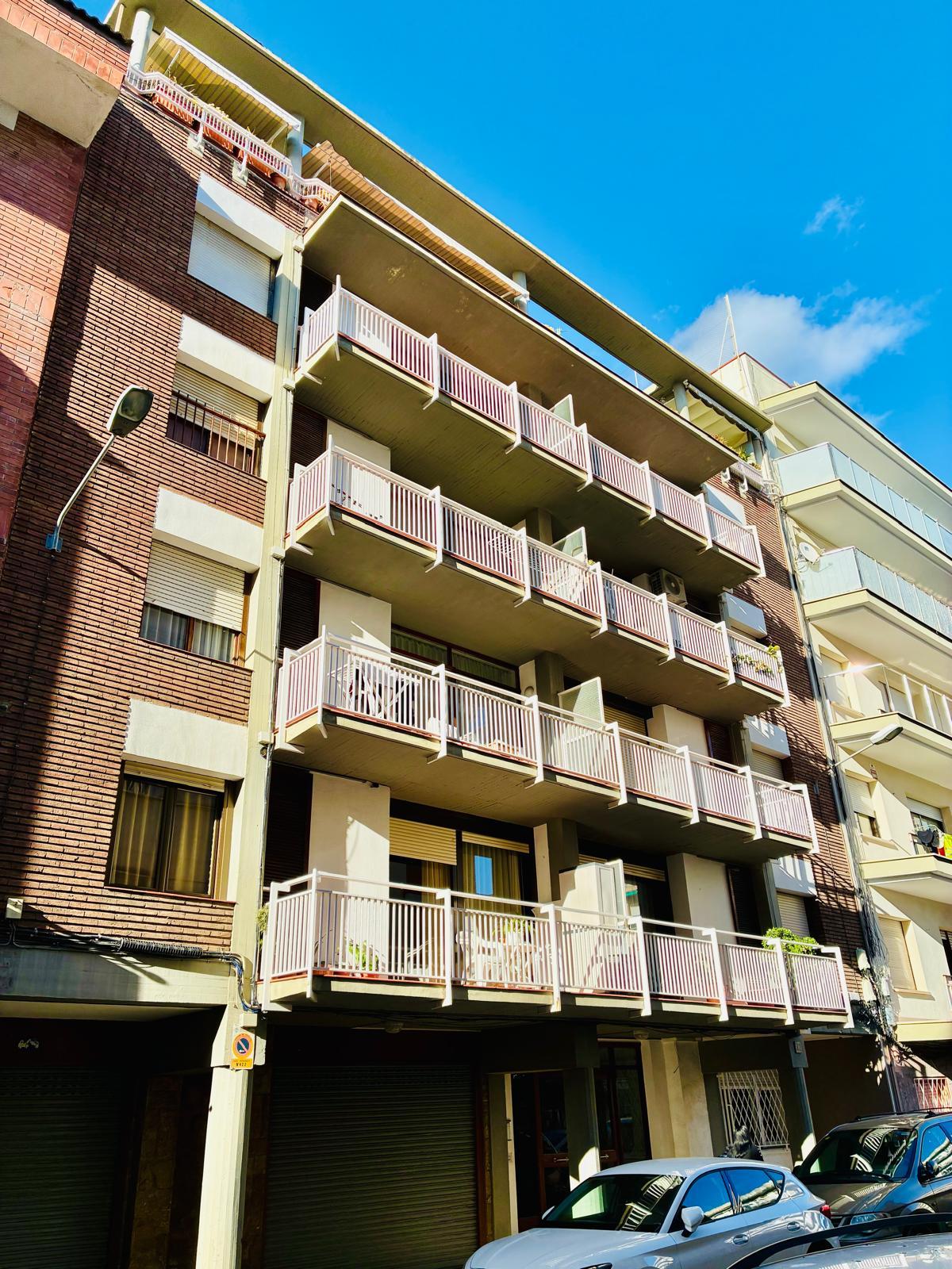 Imagen 11 Piso en venta en Pineda De Mar / Cerca de la Plaza Las Palmeras