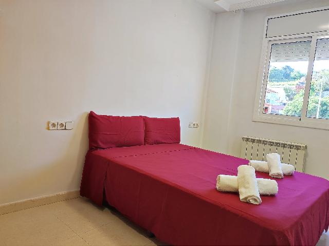 Imagen 10 Inmueble 302098 - Piso en venta en Pineda De Mar / Al lado de Calella