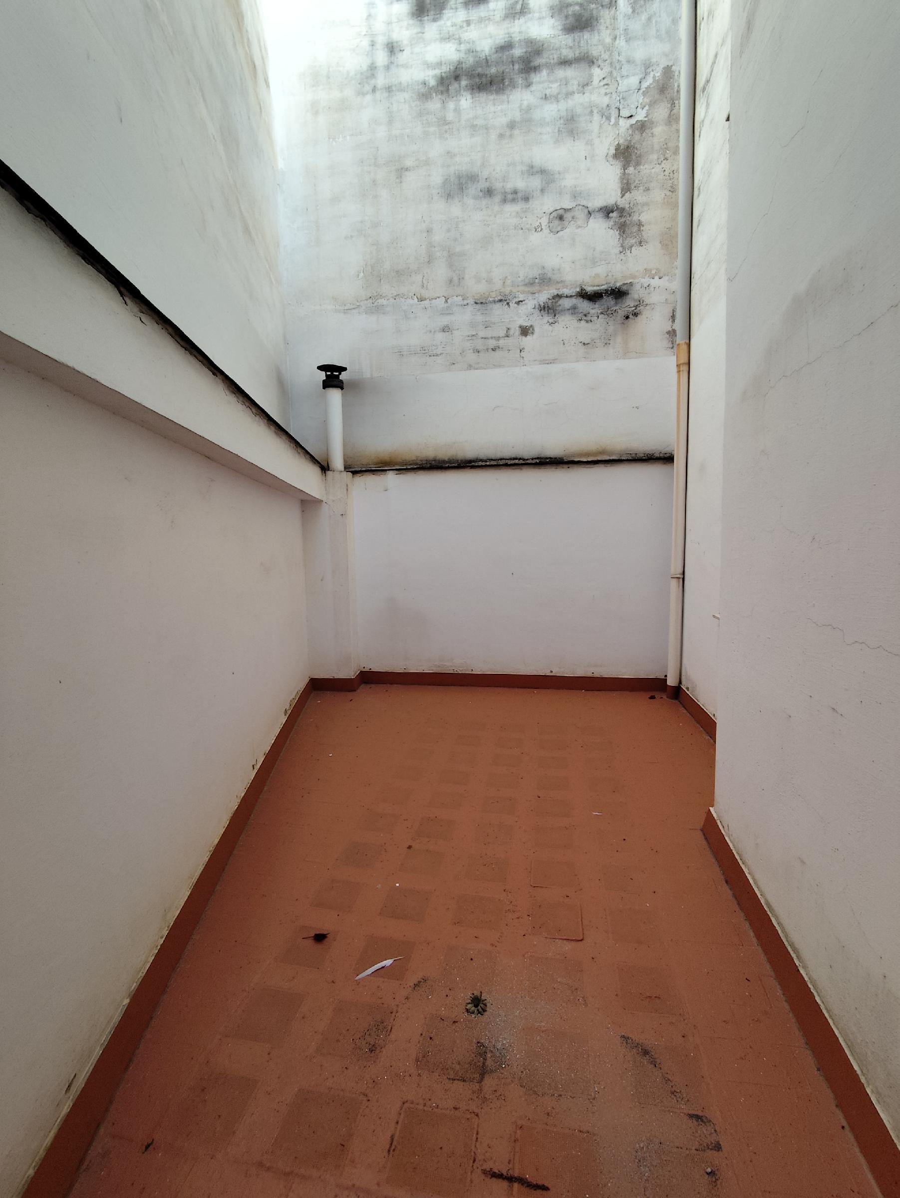 Imagen 2 Piso en venta en Almendralejo / Piso cerca del centro con buenas vistas