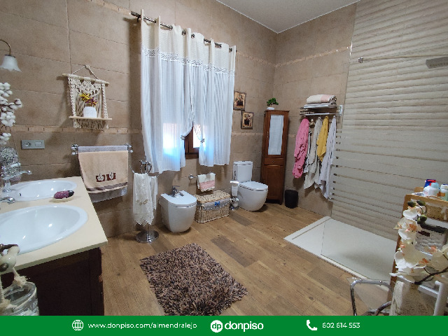 Imagen 14 Inmueble 290883 - Casa en venta en Almendralejo / Situado entre Alange y Almendralejo